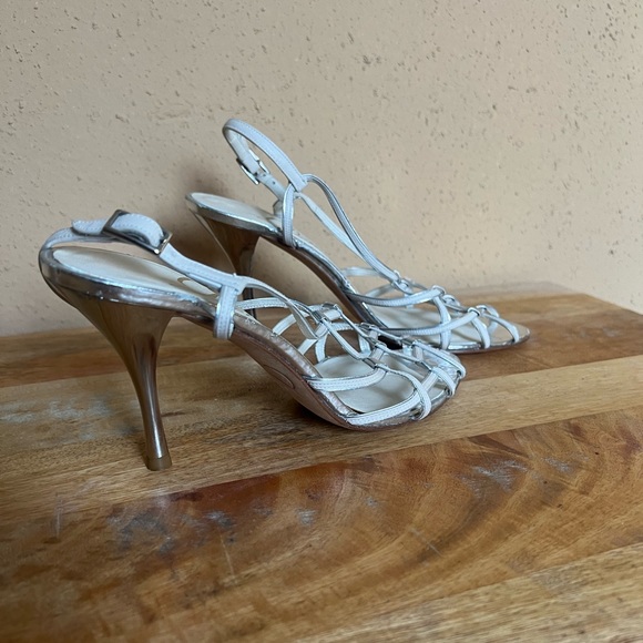 Vintage Delman Cream and Silver Leather Heels 1970’s Sling Back Disco Heels - Picture 6 of 9